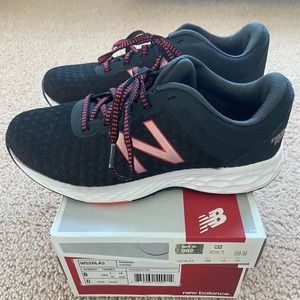 New Balance Women’s Sneakers.  Size 8 Wide. Used - Good Condition.